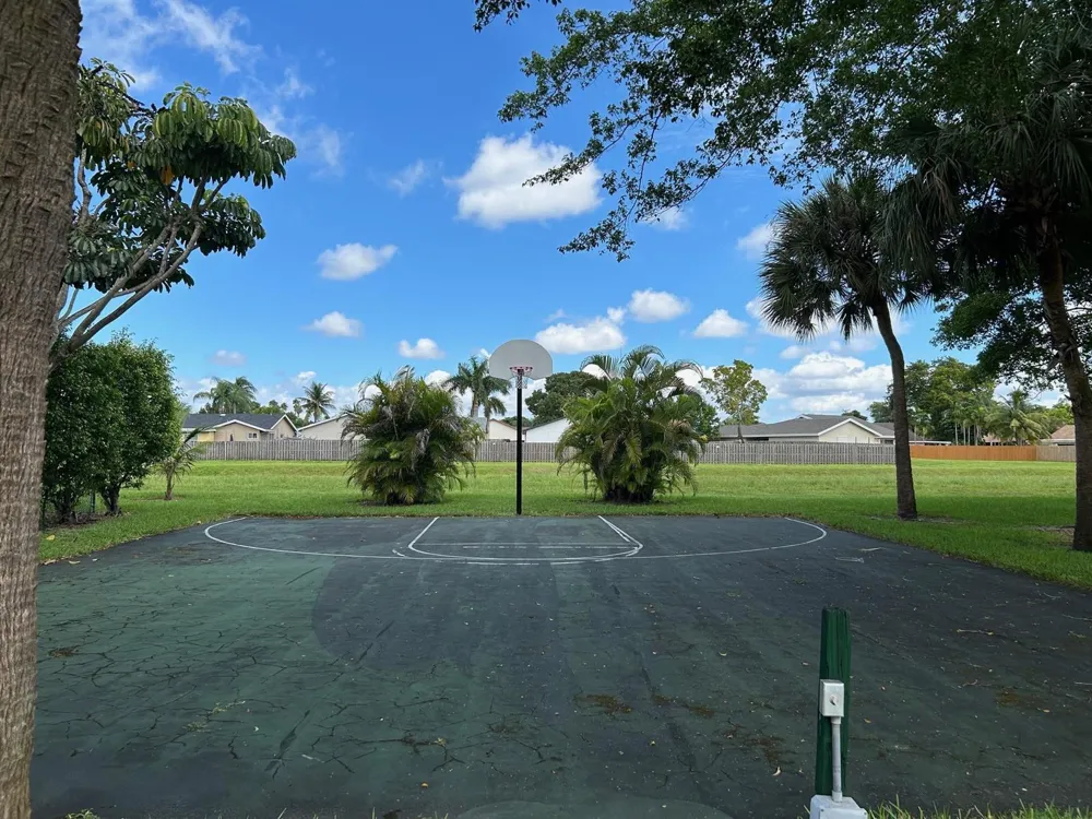 9999 Summerbreeze Drive #105 Sunrise, FL 33322