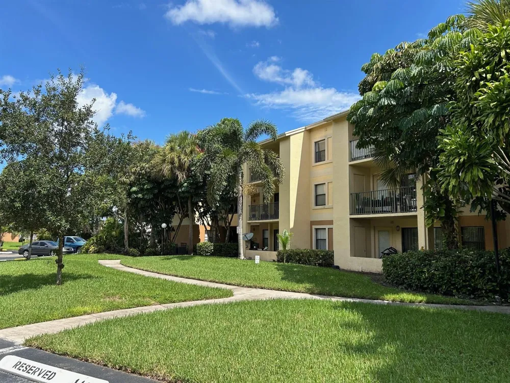 9999 Summerbreeze Drive #105 Sunrise, FL 33322