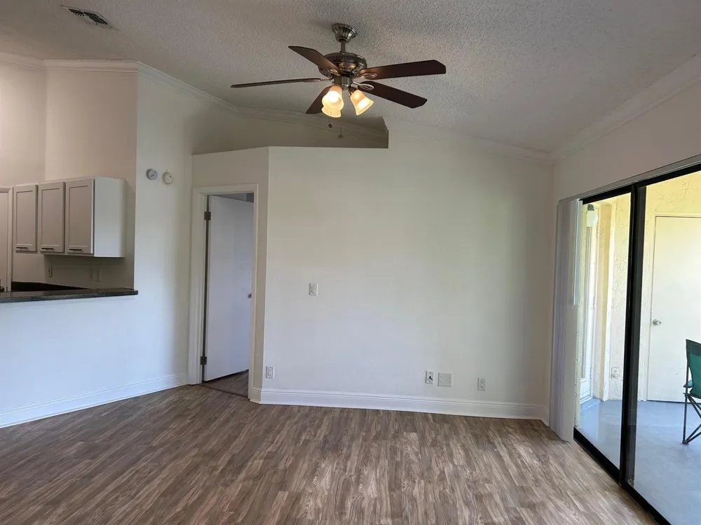 9999 Summerbreeze Drive #105 Sunrise, FL 33322
