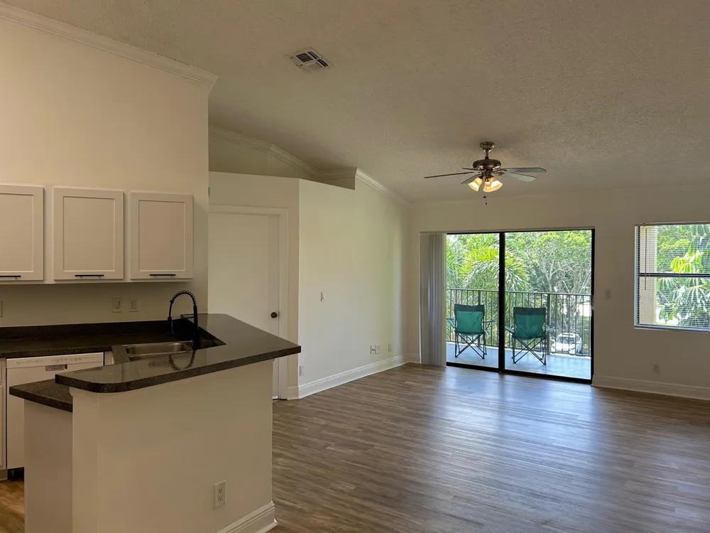 9999 Summerbreeze Drive #105 Sunrise, FL 33322