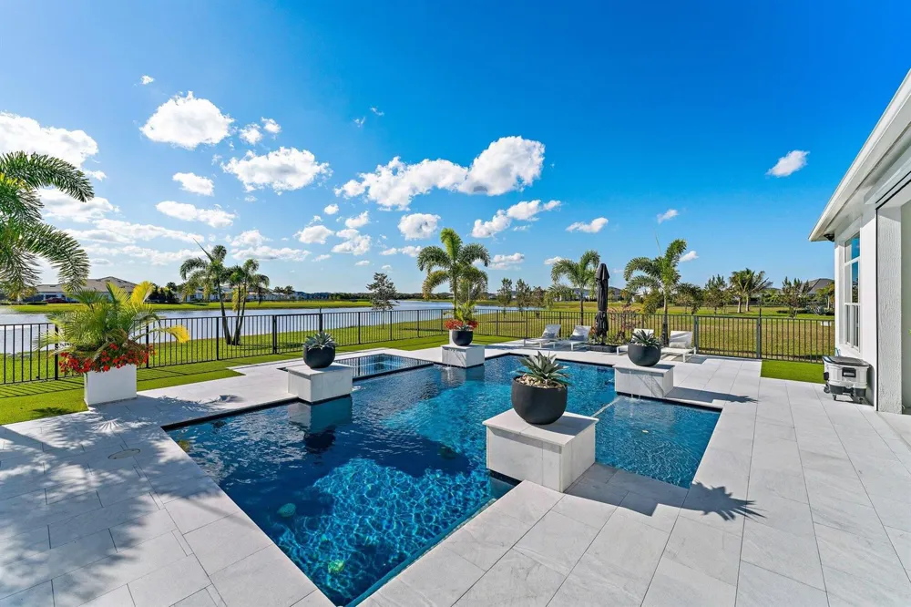 20124 SE Bridgewater Drive Jupiter, FL 33458