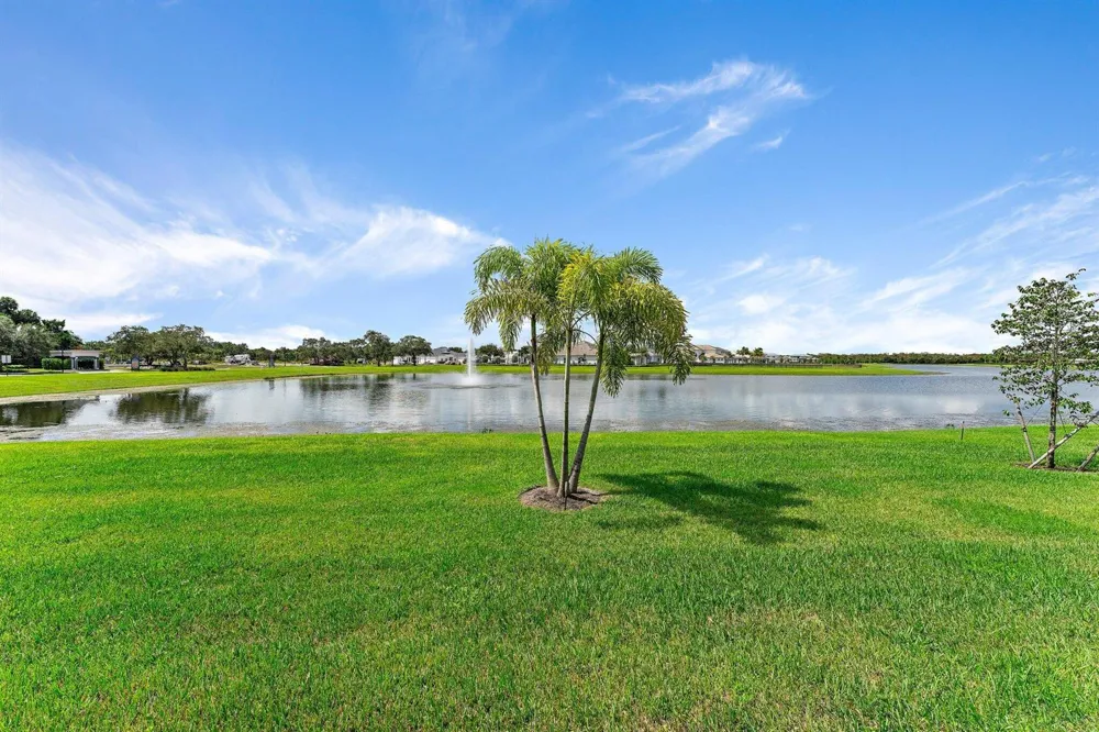 20124 SE Bridgewater Drive Jupiter, FL 33458