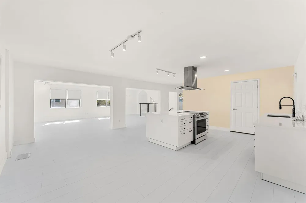 9085 S Highway A1a Melbourne Beach, FL 32951