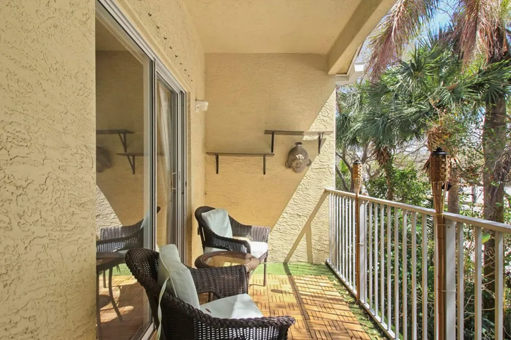 110 Lighthouse Circle #H Tequesta, FL 33469