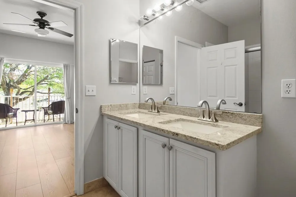 110 Lighthouse Circle #H Tequesta, FL 33469