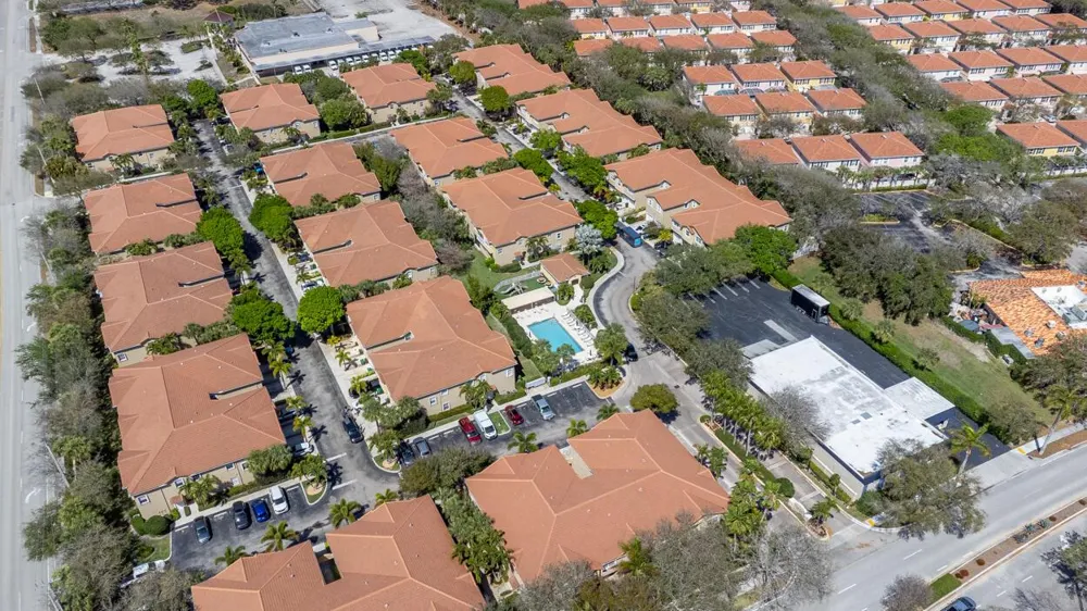 110 Lighthouse Circle #H Tequesta, FL 33469