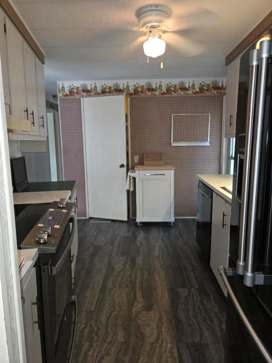 2915 Roger Street Sebring, FL 33872
