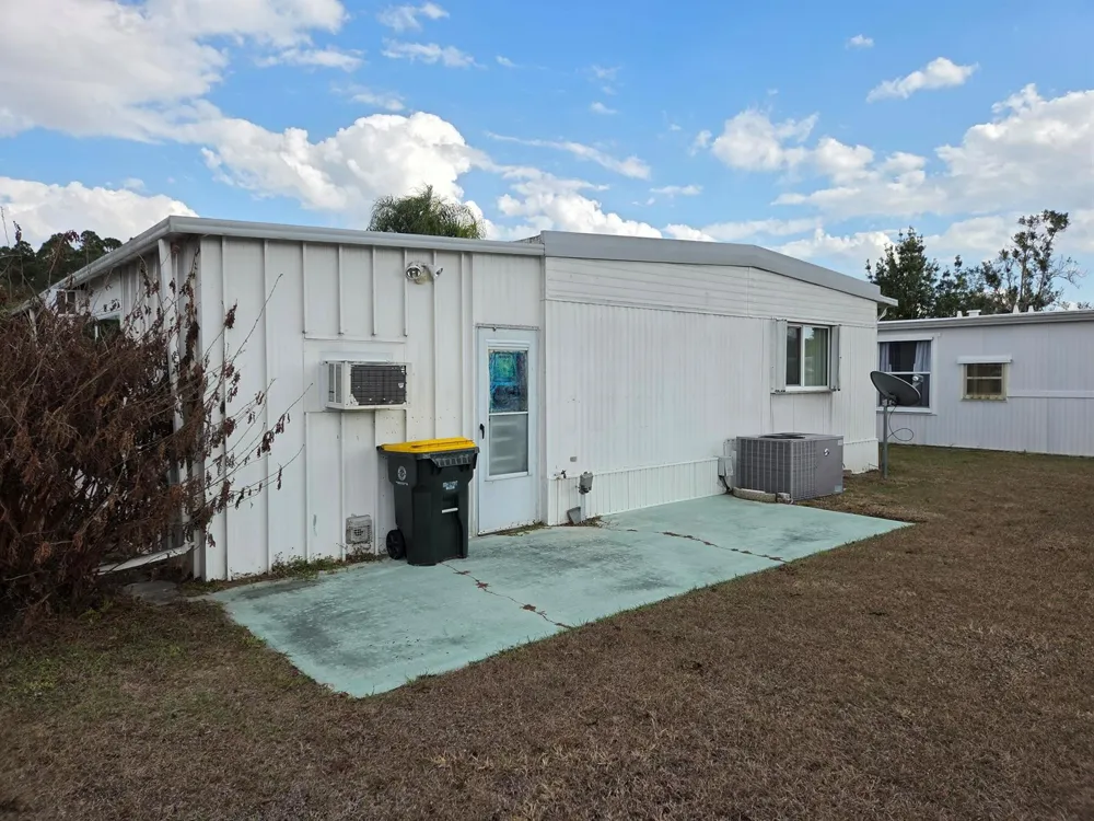 2915 Roger Street Sebring, FL 33872