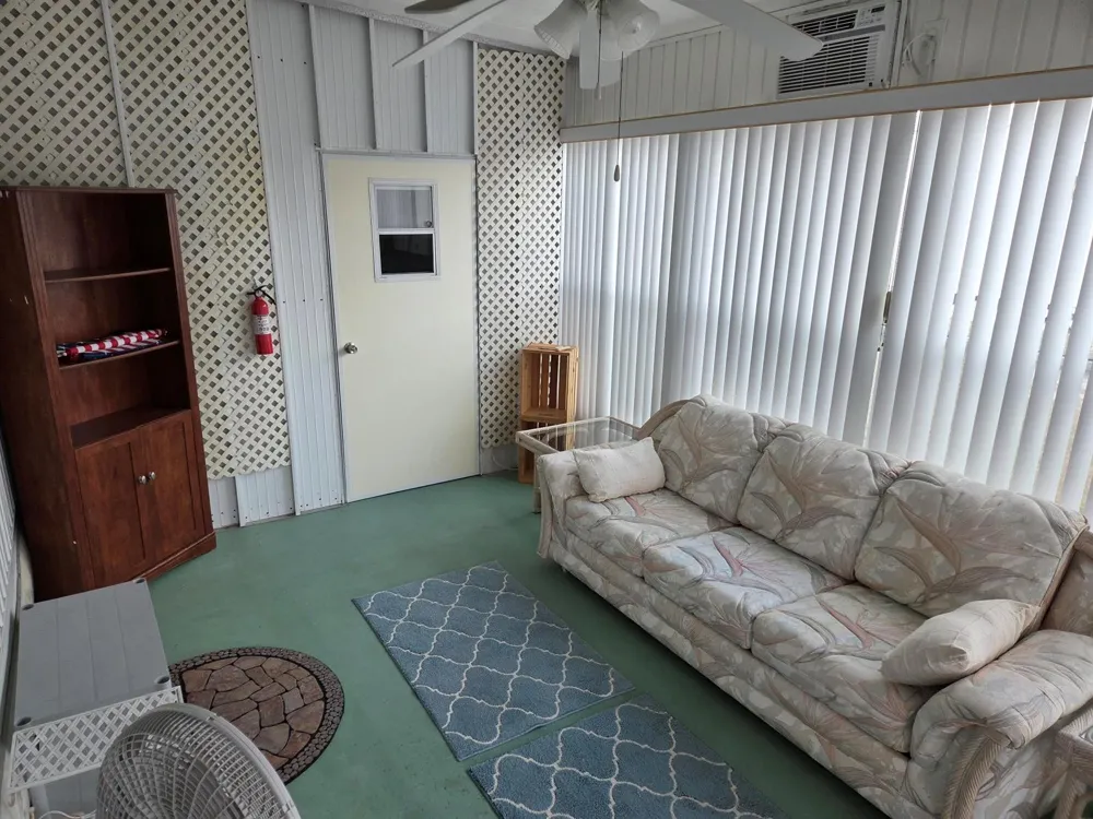2915 Roger Street Sebring, FL 33872