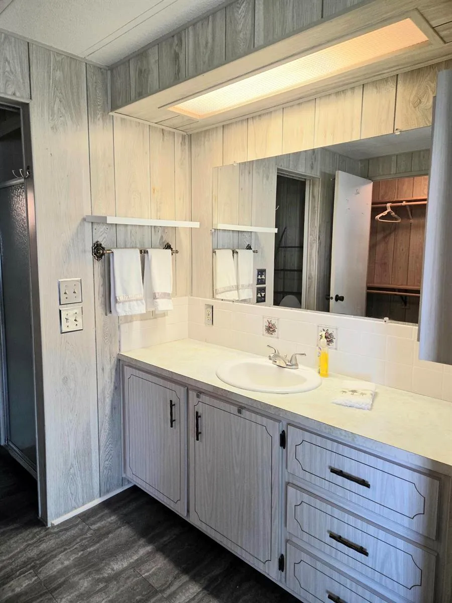 2915 Roger Street Sebring, FL 33872