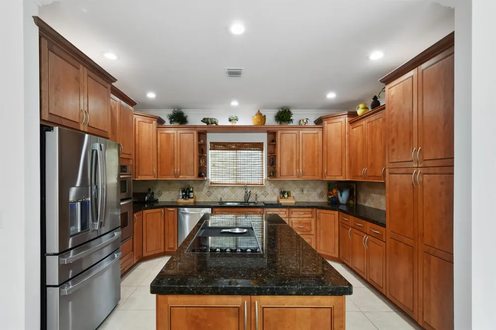 2801 Embassy Drive West Palm Beach, FL 33401
