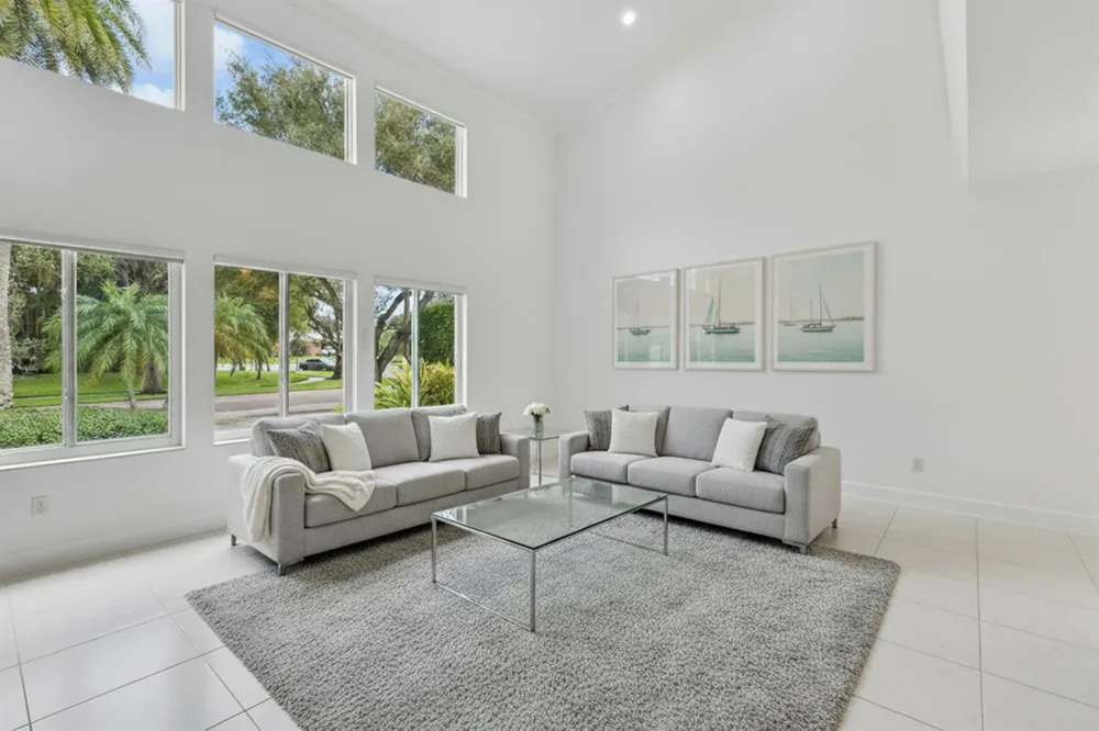 2801 Embassy Drive West Palm Beach, FL 33401