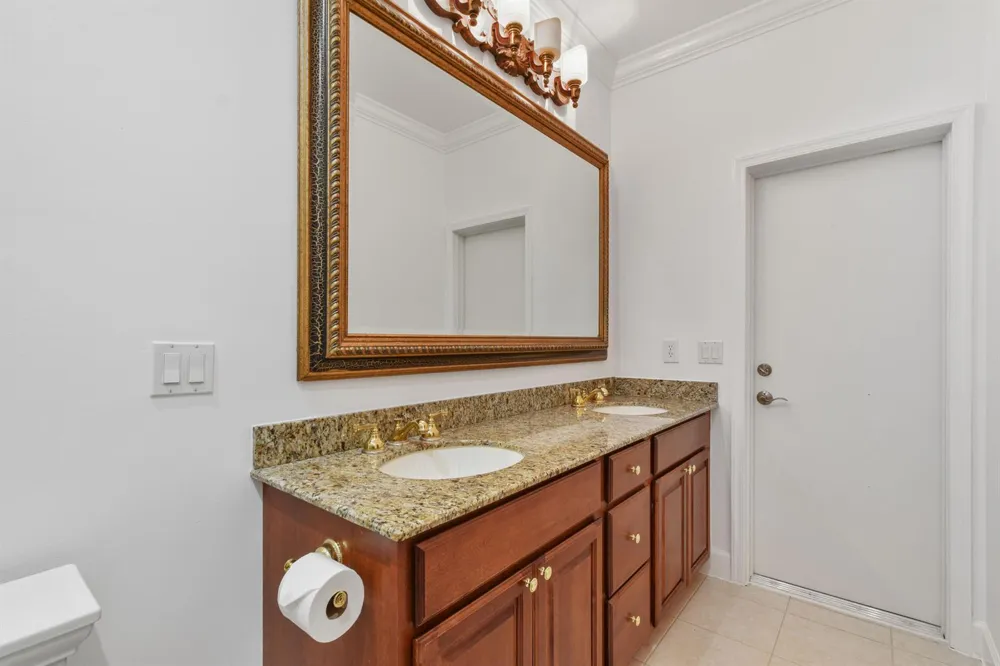 2801 Embassy Drive West Palm Beach, FL 33401