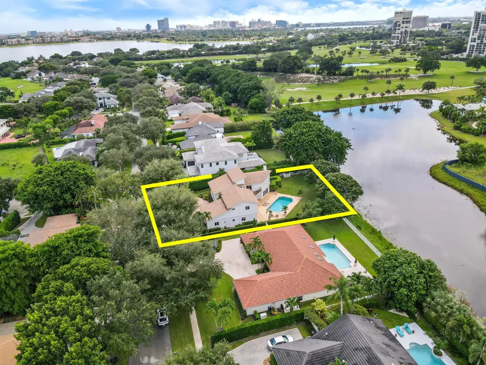 2801 Embassy Drive West Palm Beach, FL 33401