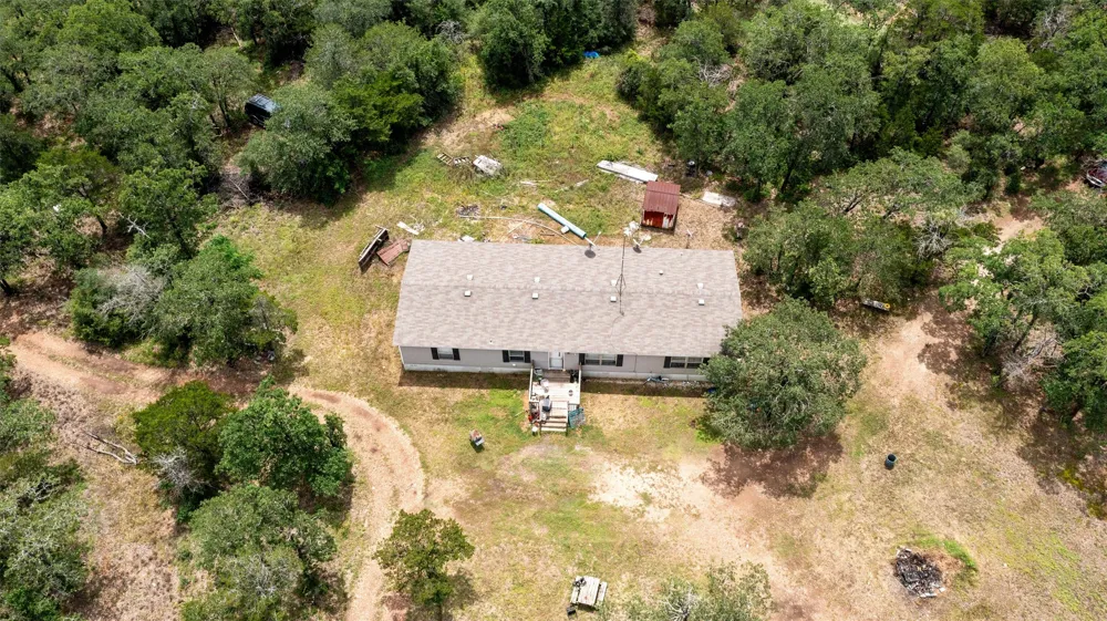 163 Northside Lane Cedar Creek, TX 78612