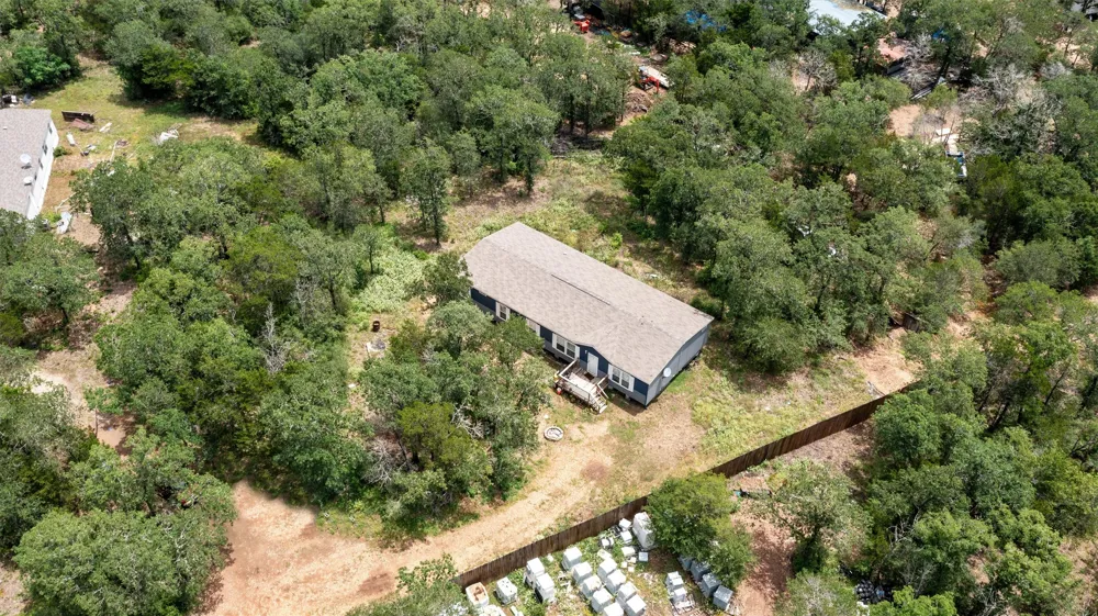 163 Northside Lane Cedar Creek, TX 78612