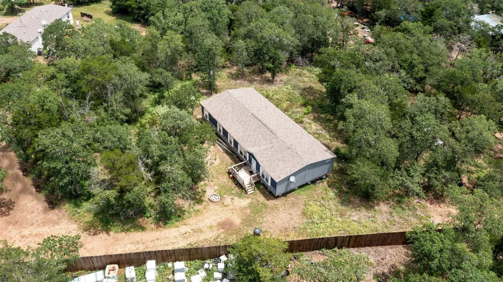 163 Northside Lane Cedar Creek, TX 78612