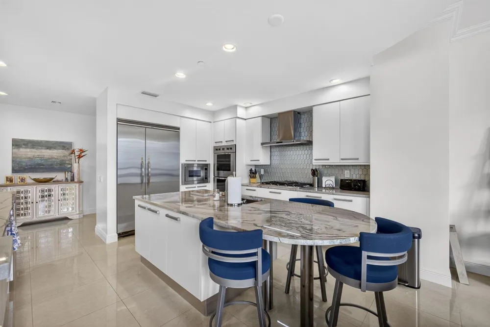 3800 Ocean Drive #2050 Singer Island, FL 33404