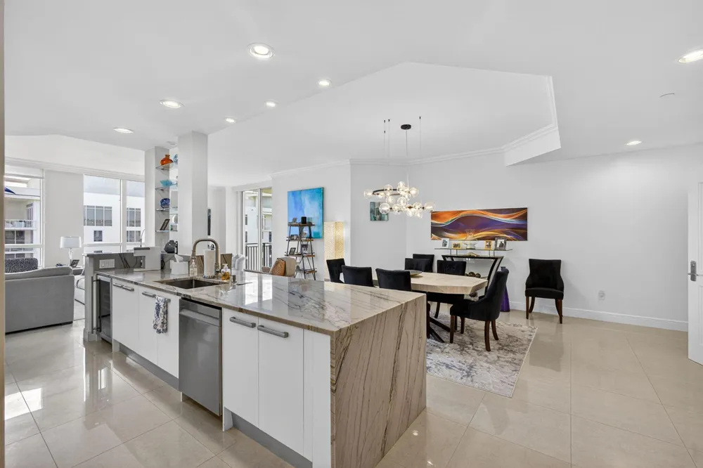 3800 Ocean Drive #2050 Singer Island, FL 33404