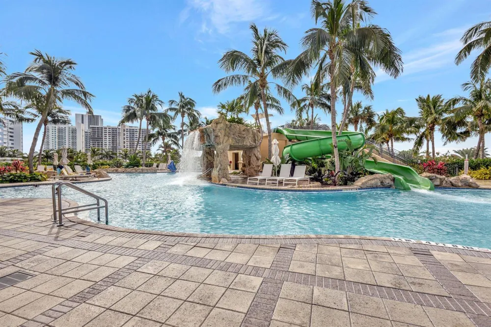 3800 Ocean Drive #2050 Singer Island, FL 33404