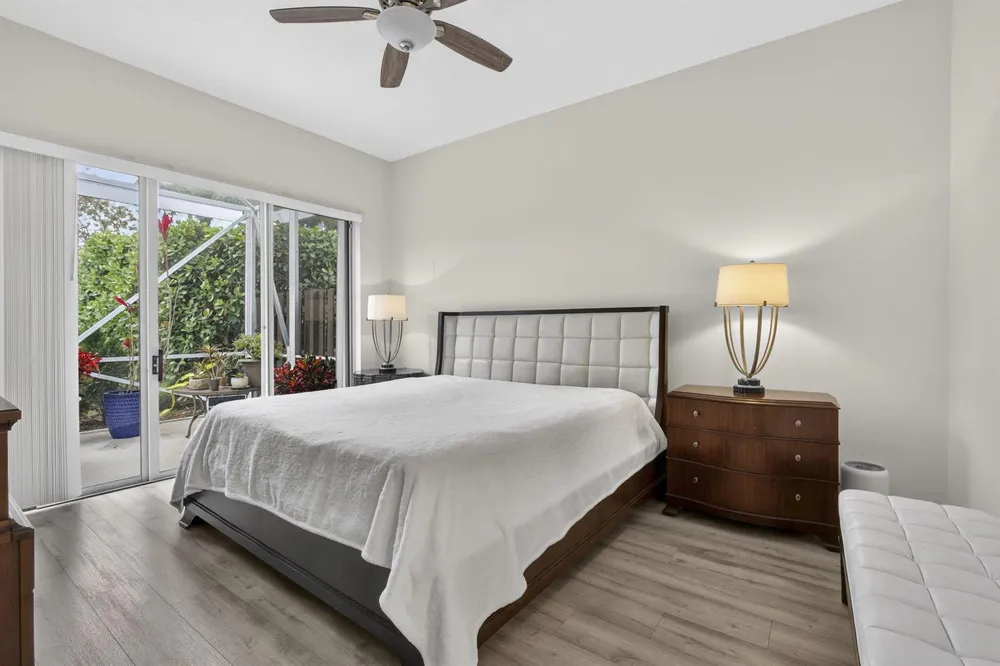 8281 Heritage Club Dr Drive West Palm Beach, FL 33412