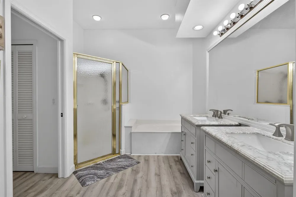 8281 Heritage Club Dr Drive West Palm Beach, FL 33412