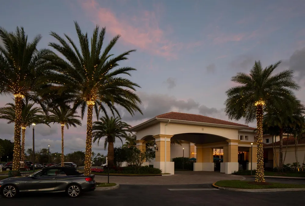 8281 Heritage Club Dr Drive West Palm Beach, FL 33412