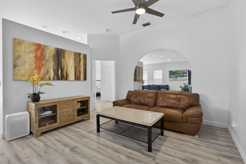 8281 Heritage Club Dr Drive West Palm Beach, FL 33412
