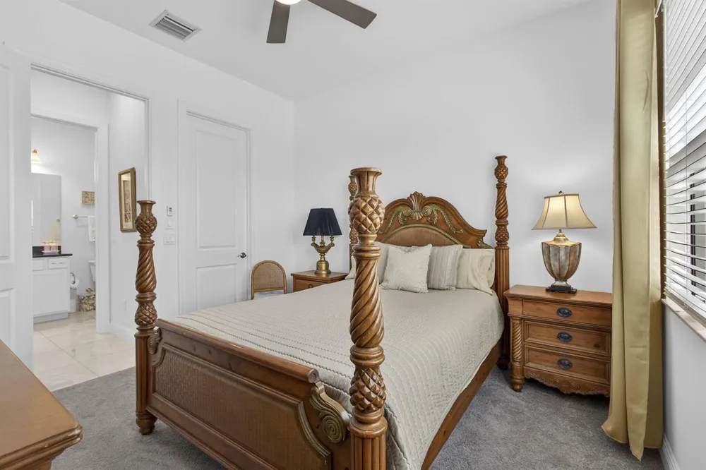 5492 St Armands Way Westlake, FL 33470