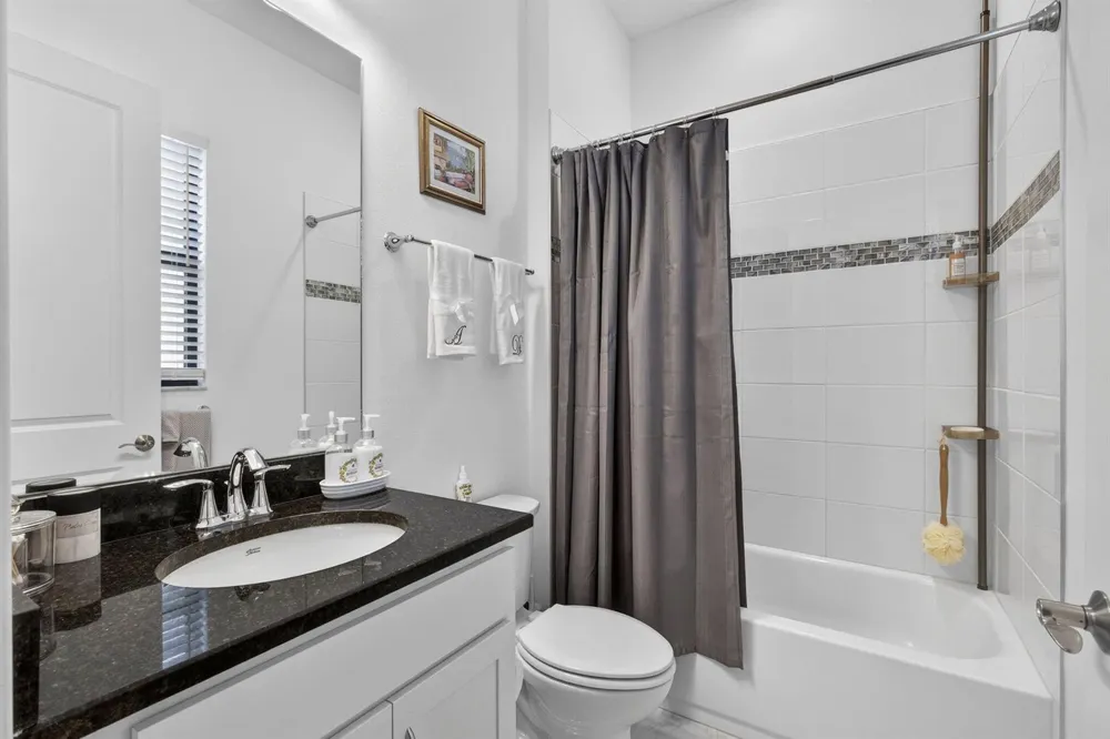 5492 St Armands Way Westlake, FL 33470