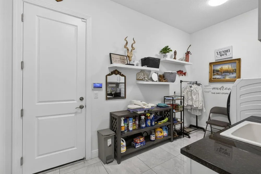 5492 St Armands Way Westlake, FL 33470