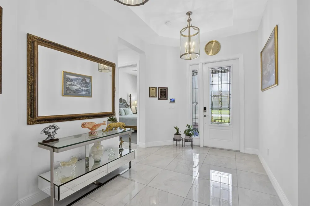 5492 St Armands Way Westlake, FL 33470