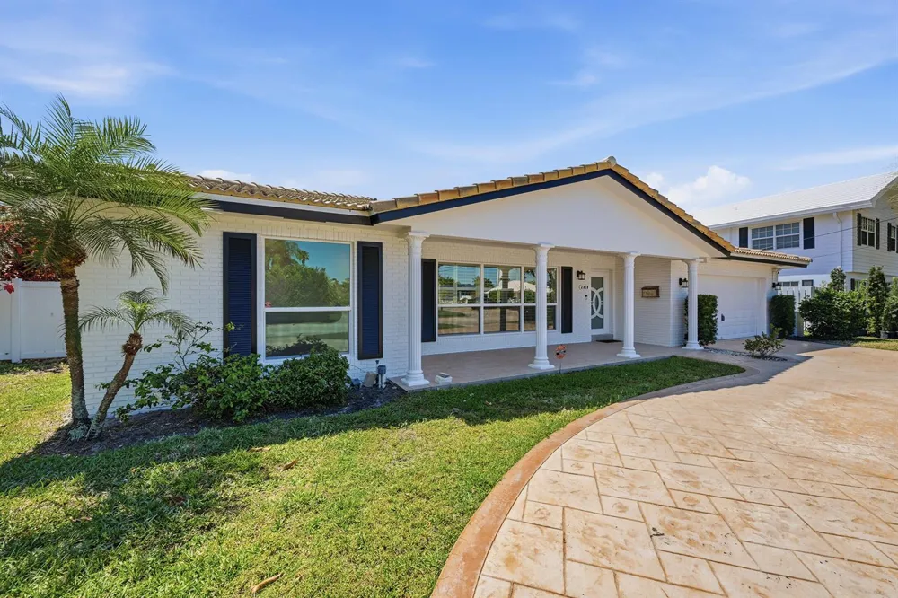 2810 NE 52nd Street Fort Lauderdale, FL 33308