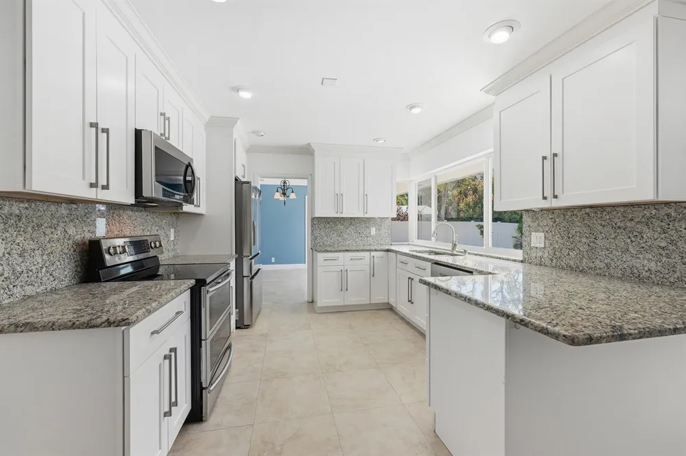 2810 NE 52nd Street Fort Lauderdale, FL 33308