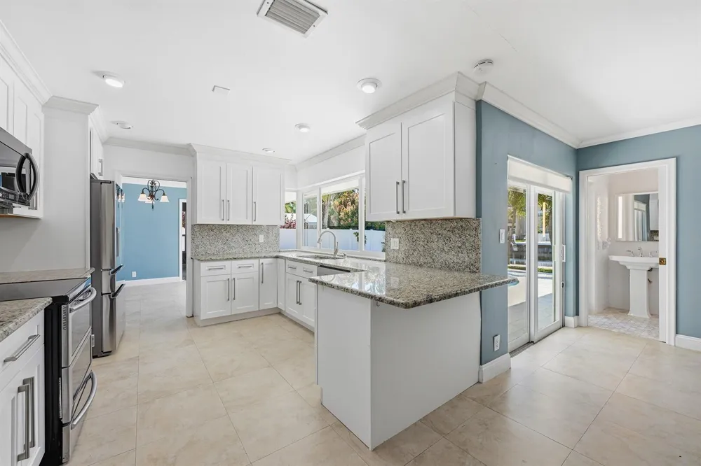 2810 NE 52nd Street Fort Lauderdale, FL 33308