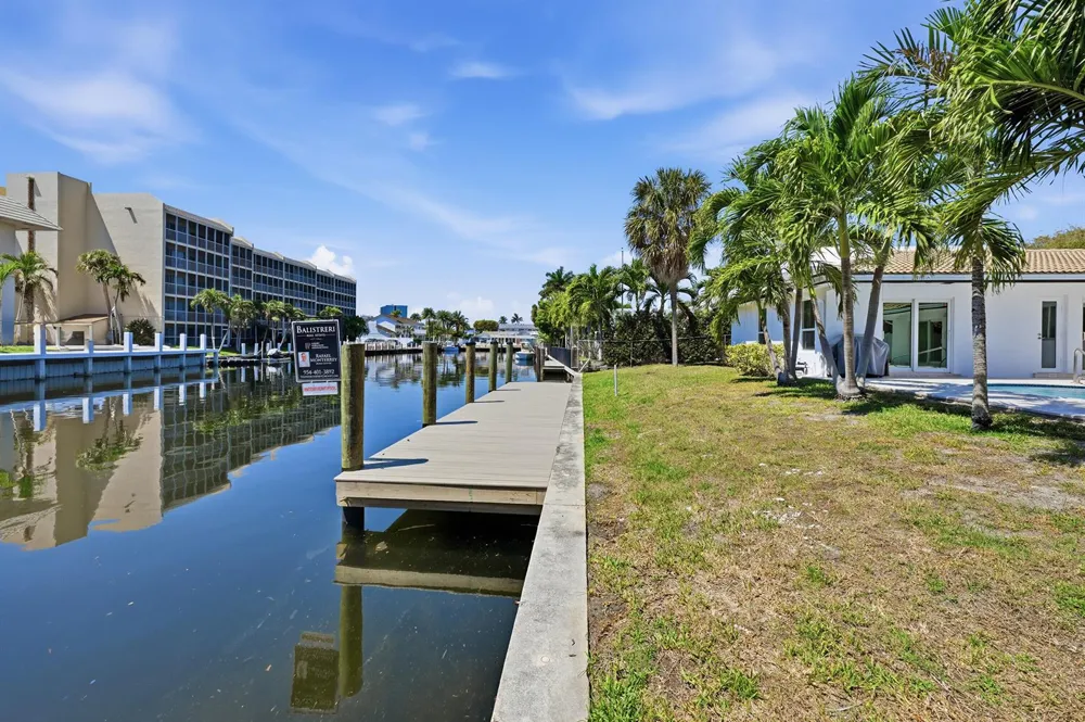 2810 NE 52nd Street Fort Lauderdale, FL 33308