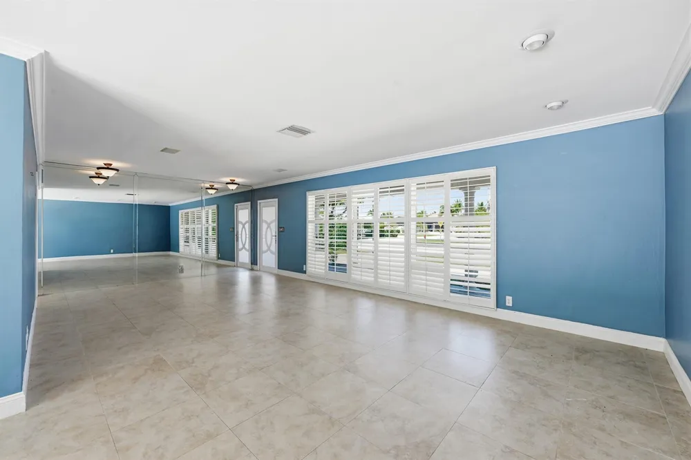 2810 NE 52nd Street Fort Lauderdale, FL 33308
