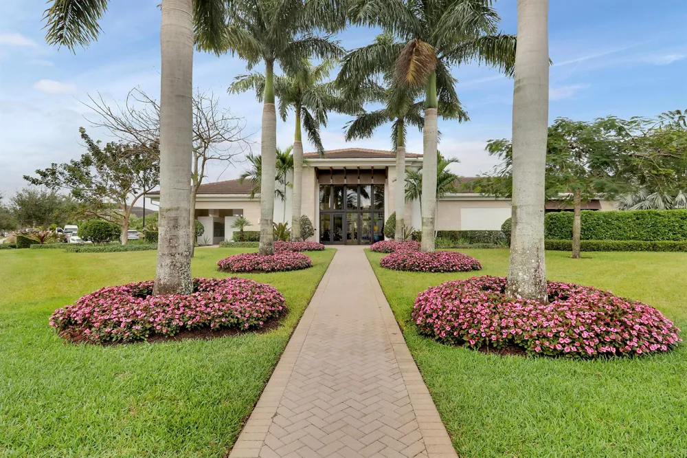 13242 Artisan Circle Palm Beach Gardens, FL 33418