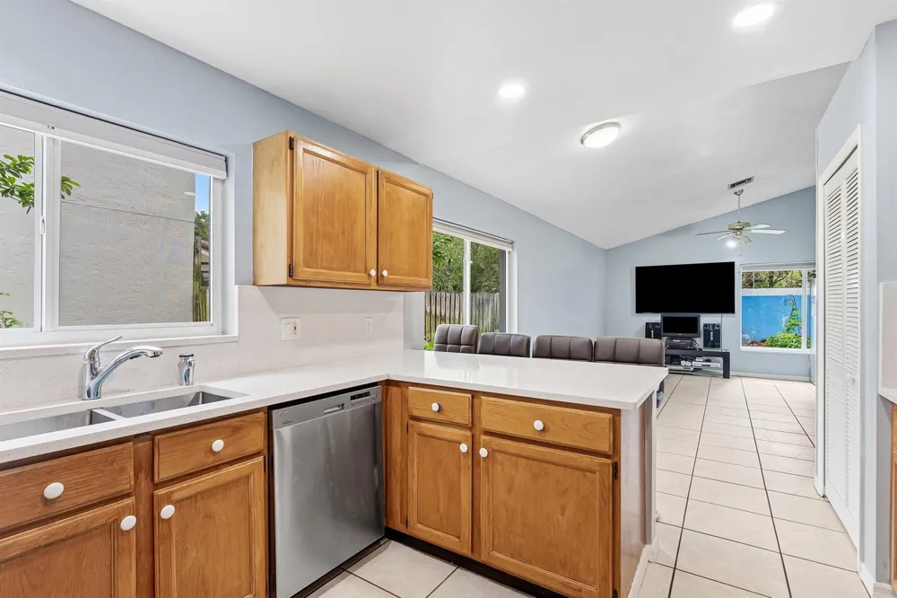 143 St Michaels Court Jupiter, FL 33458