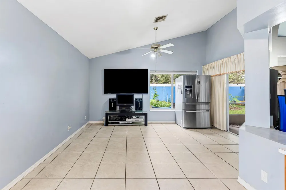 143 St Michaels Court Jupiter, FL 33458