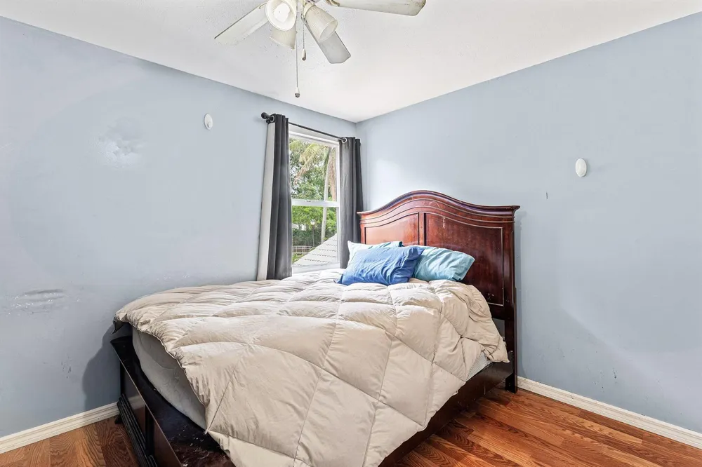143 St Michaels Court Jupiter, FL 33458
