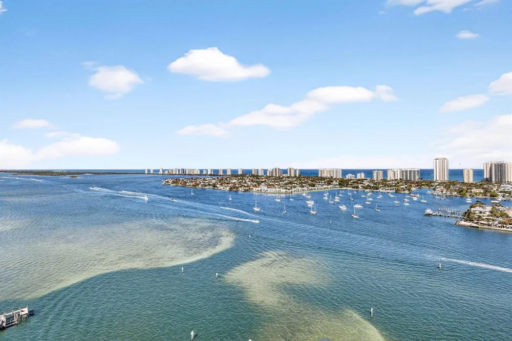 2640 Lake Shore Drive #2608 Riviera Beach, FL 33404