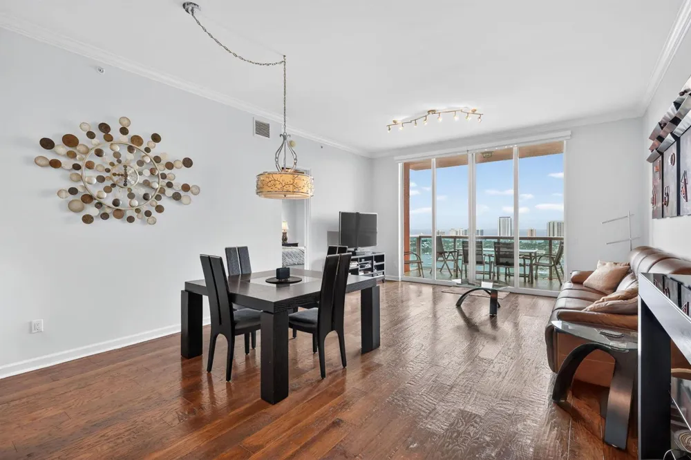 2640 Lake Shore Drive #2608 Riviera Beach, FL 33404