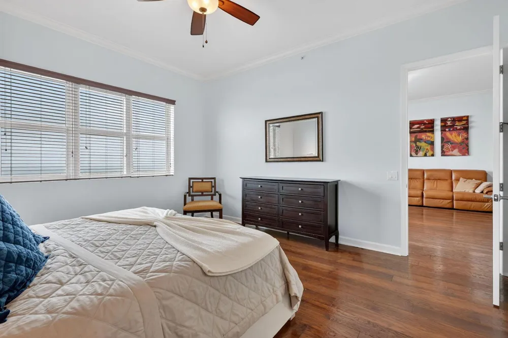 2640 Lake Shore Drive #2608 Riviera Beach, FL 33404