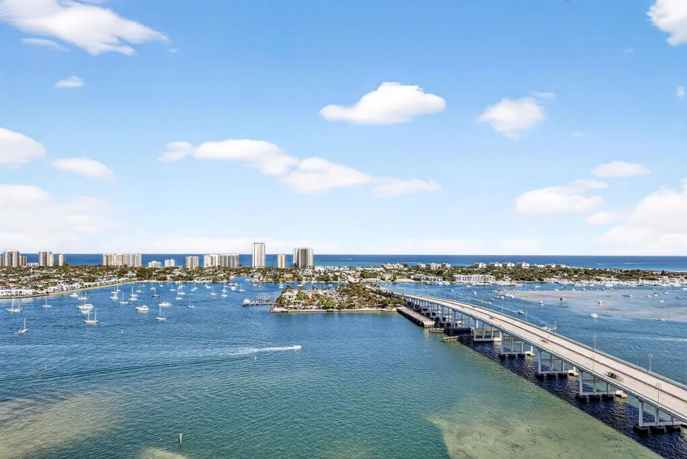 2640 Lake Shore Drive #2608 Riviera Beach, FL 33404