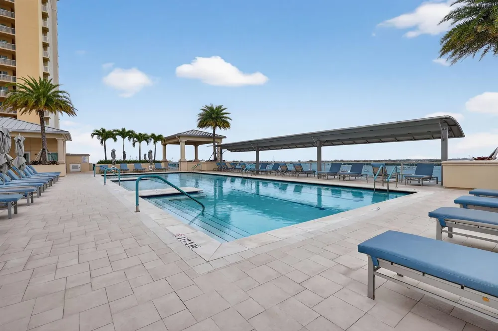 2640 Lake Shore Drive #2608 Riviera Beach, FL 33404