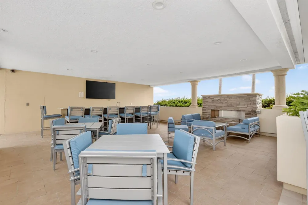 2640 Lake Shore Drive #2608 Riviera Beach, FL 33404