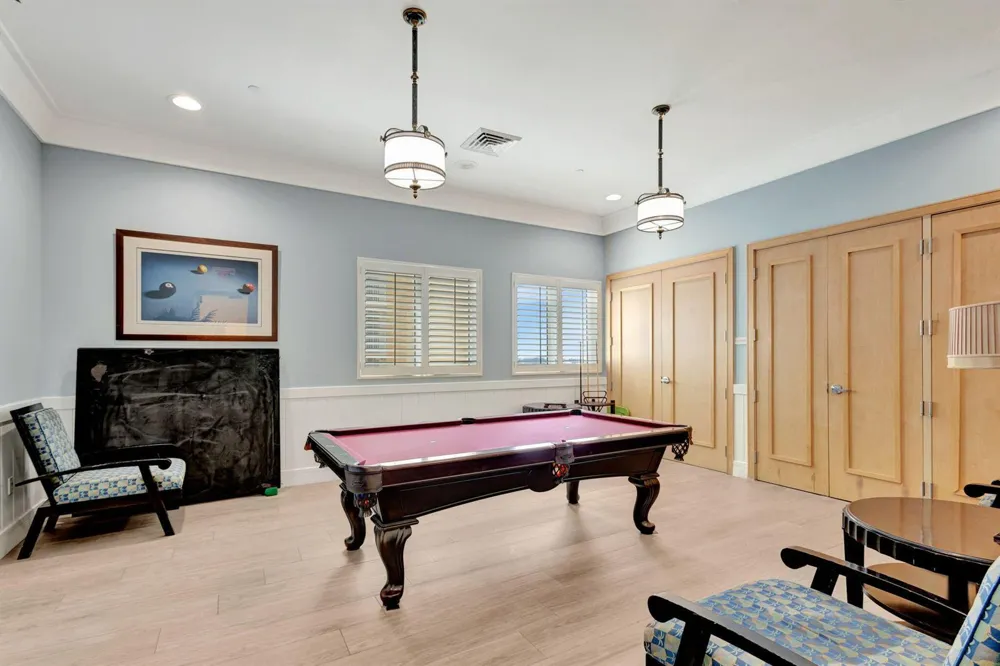 2640 Lake Shore Drive #2608 Riviera Beach, FL 33404