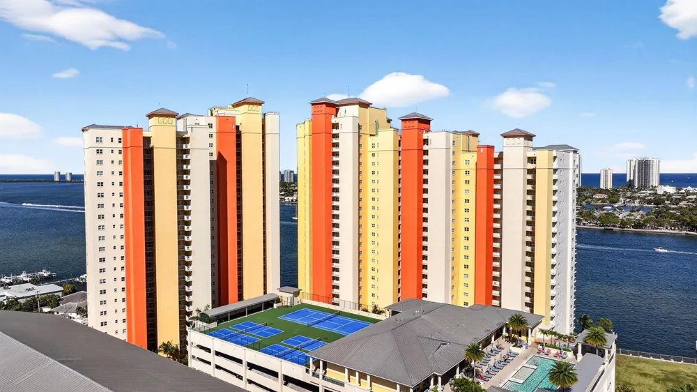 2640 Lake Shore Drive #2608 Riviera Beach, FL 33404