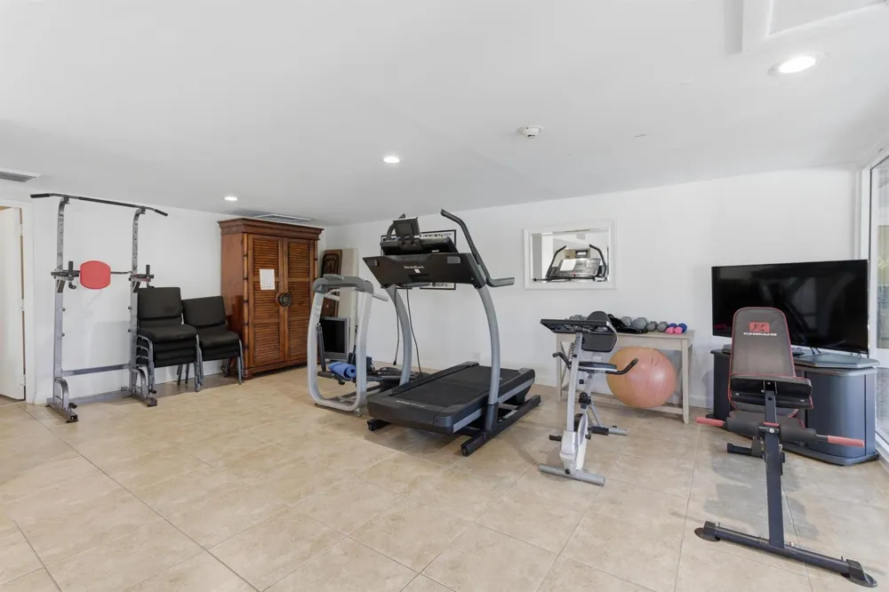 3581 S Ocean Boulevard #Apt 4e South Palm Beach, FL 33480
